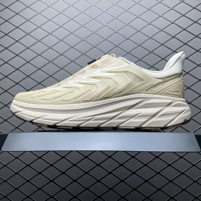 Hoka CLIFTON1127924-231467753