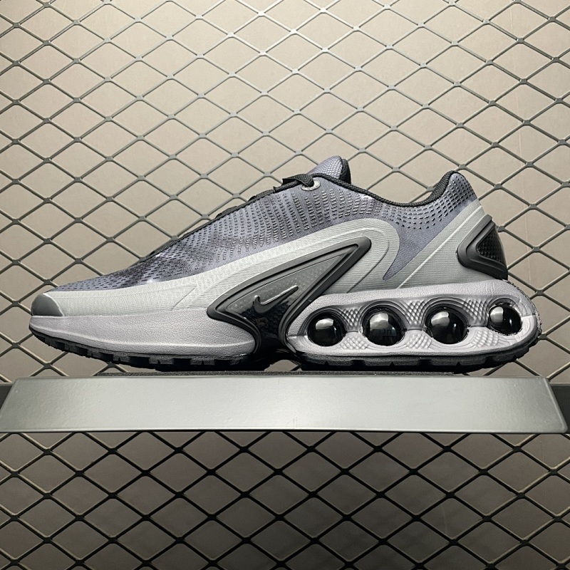 NIKE IM6136-001