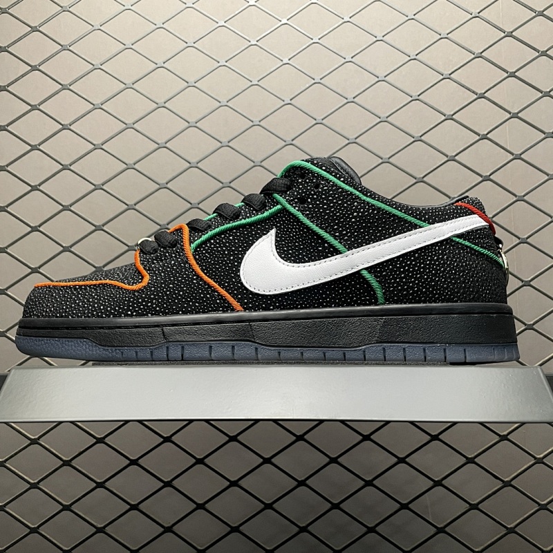 NIKE HV1664-001