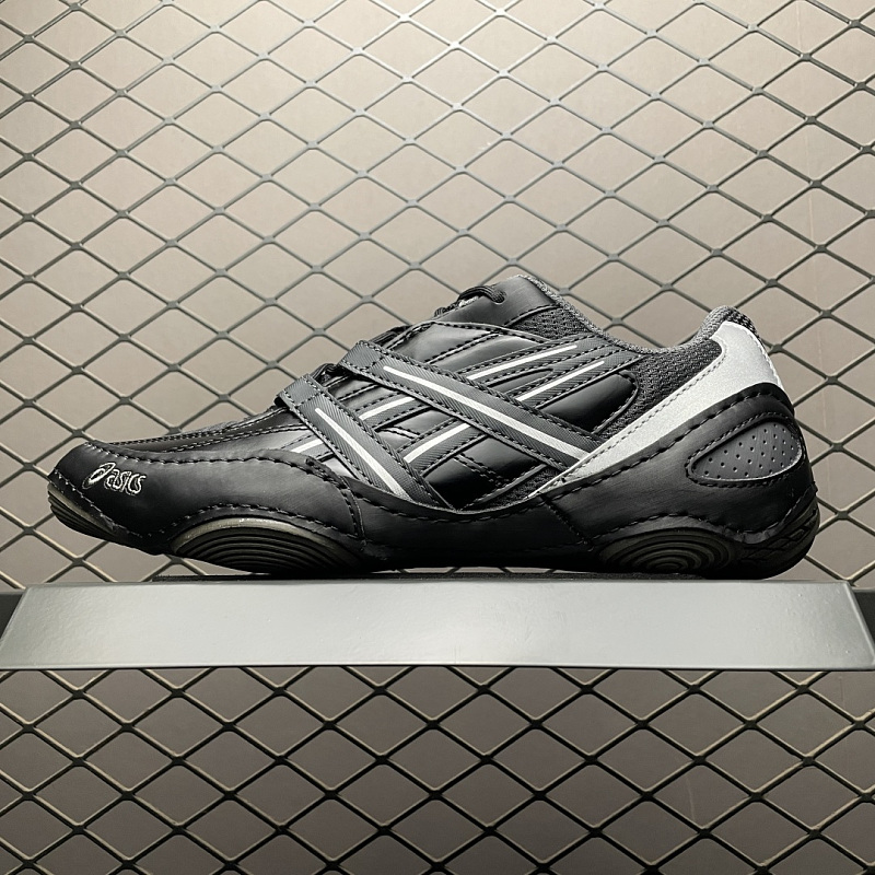 Asics HYPERSYNC1203A879-238837504