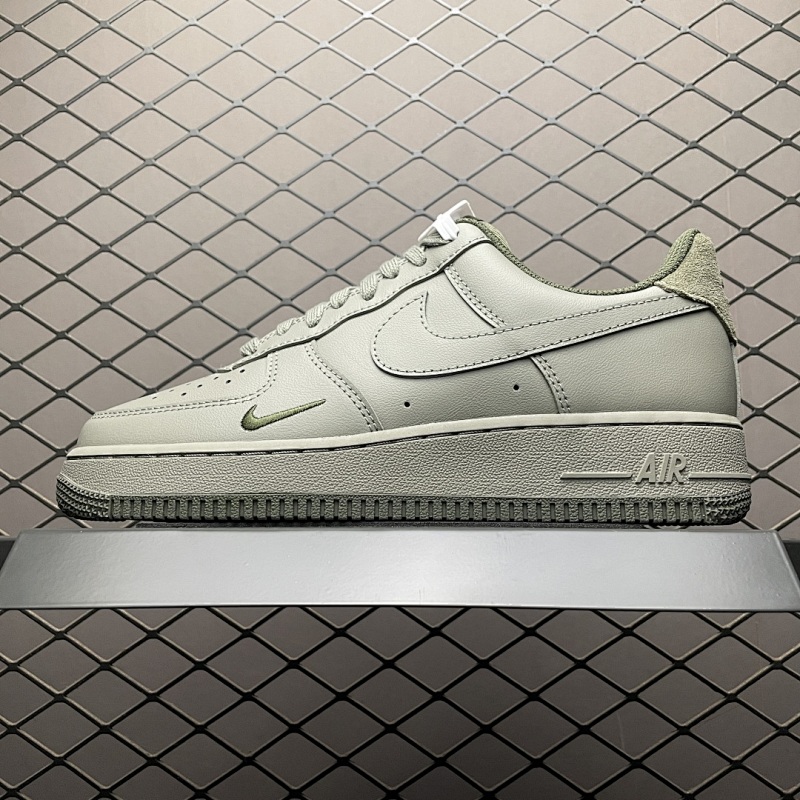 NIKE HM9483-300