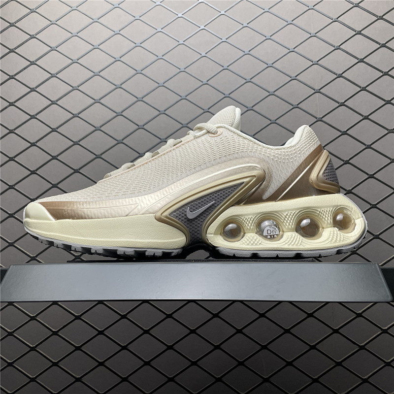 NIKE HQ3732-050