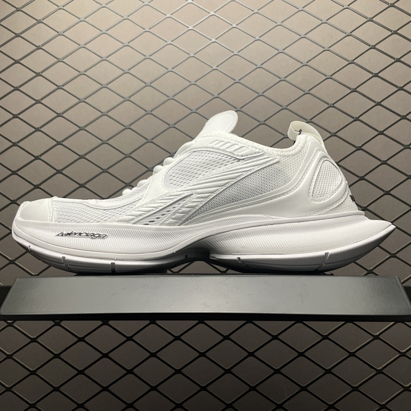 Balenciaga US Circuit XA-174474609
