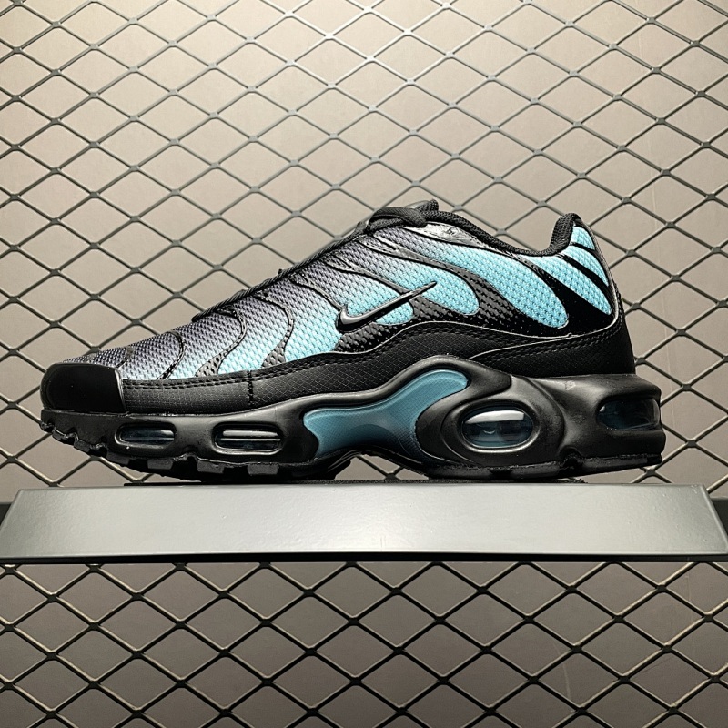 NIKE DM0032-016-195596152