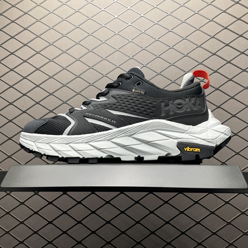 Hoka LUXE1155397