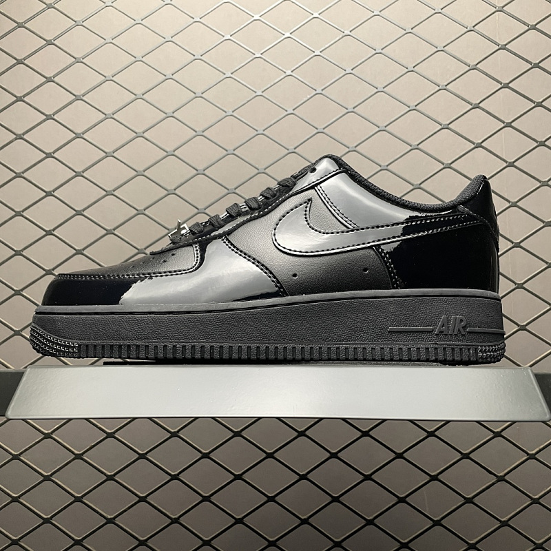 NIKE IR5450-001