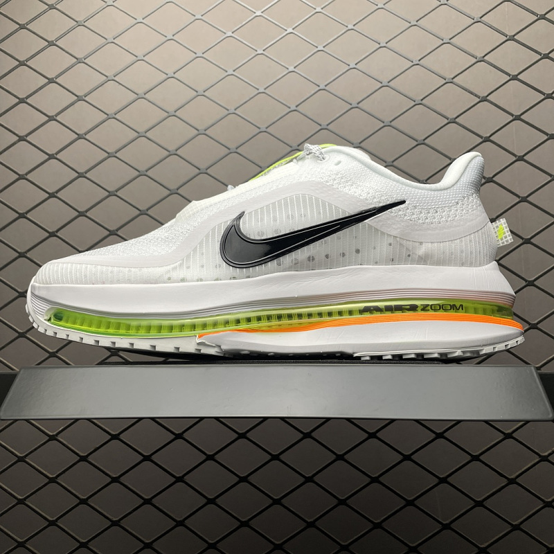 NIKE HQ2592-105