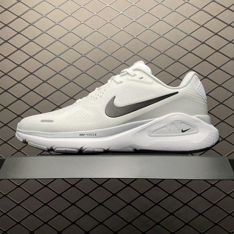 NIKE STRUCTURE26-209979788