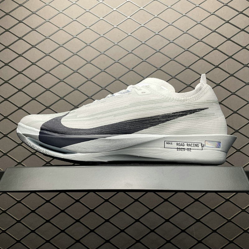 NIKE HF6416-100