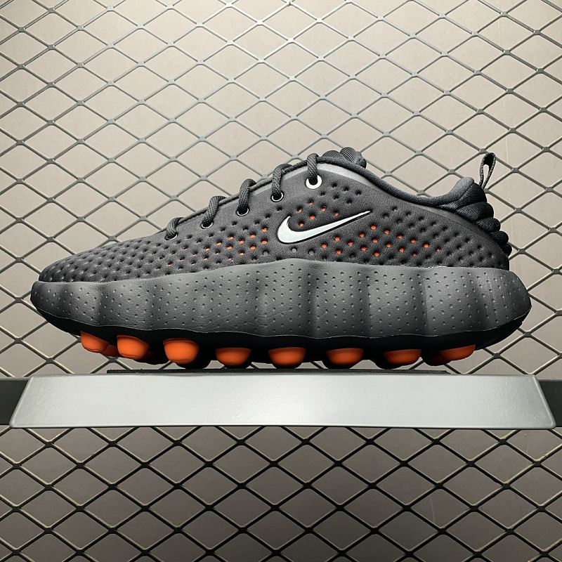 NIKE MIND002-233547632