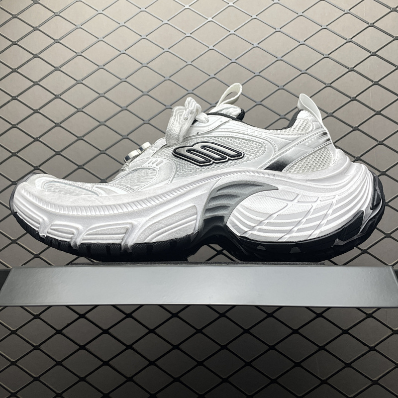 Balenciaga USD84-223519059