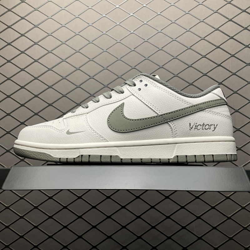 NIKE WG0508-043