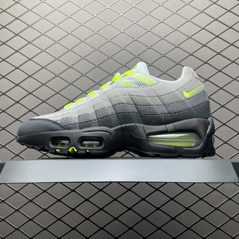 NIKE HM4740-001-216466685