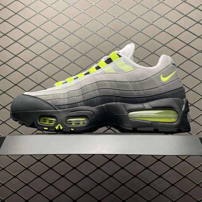 NIKE HM4740-001-219718352
