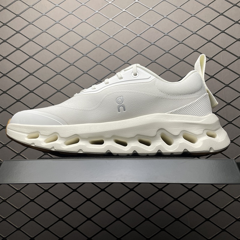 On Cloud USD OG L929282X29-3089 tilt