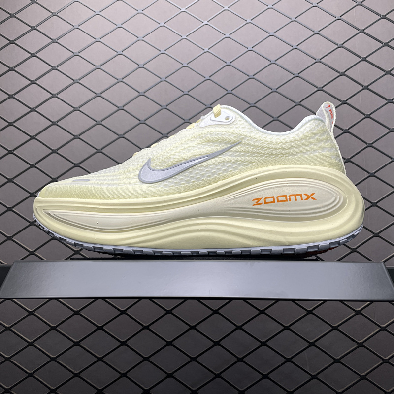 NIKE IM5020-100
